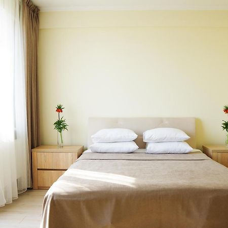 Chiernomorskie Apartamenty Odessa Extérieur photo