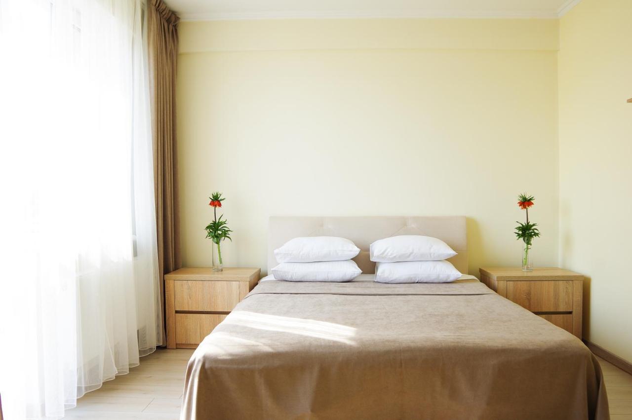Chiernomorskie Apartamenty Odessa Extérieur photo