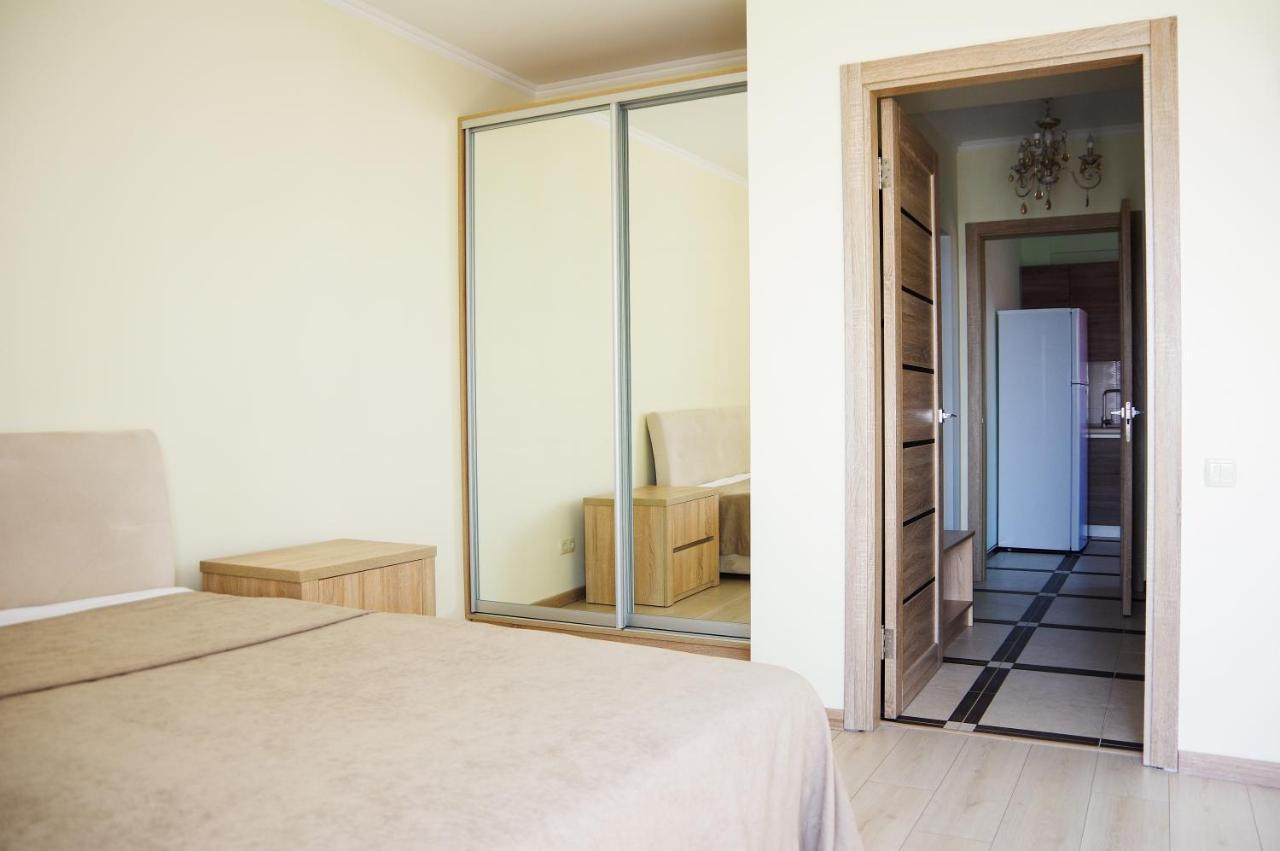 Chiernomorskie Apartamenty Odessa Extérieur photo